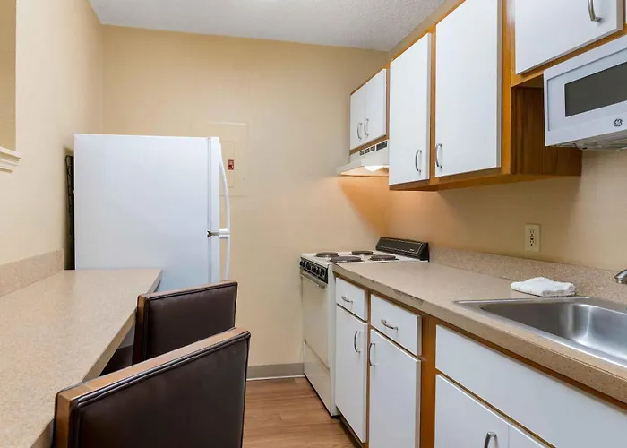 Extended Stay America Suites - Evansville - East